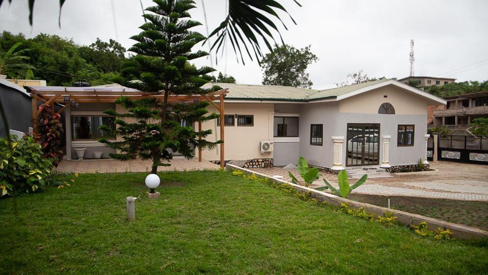 Veke Executive Lodge & Event Center Cape Coast Exterior foto